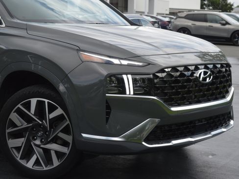 Used 2023 Hyundai Santa Fe Calligraphy AWD/4WD image 2