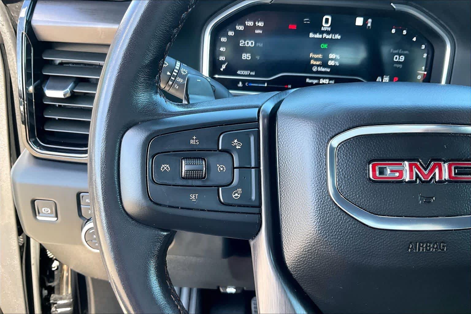 Used 2023 GMC Sierra 1500 AT4 w/ AT4 Premium Package AWD/4WD image 24