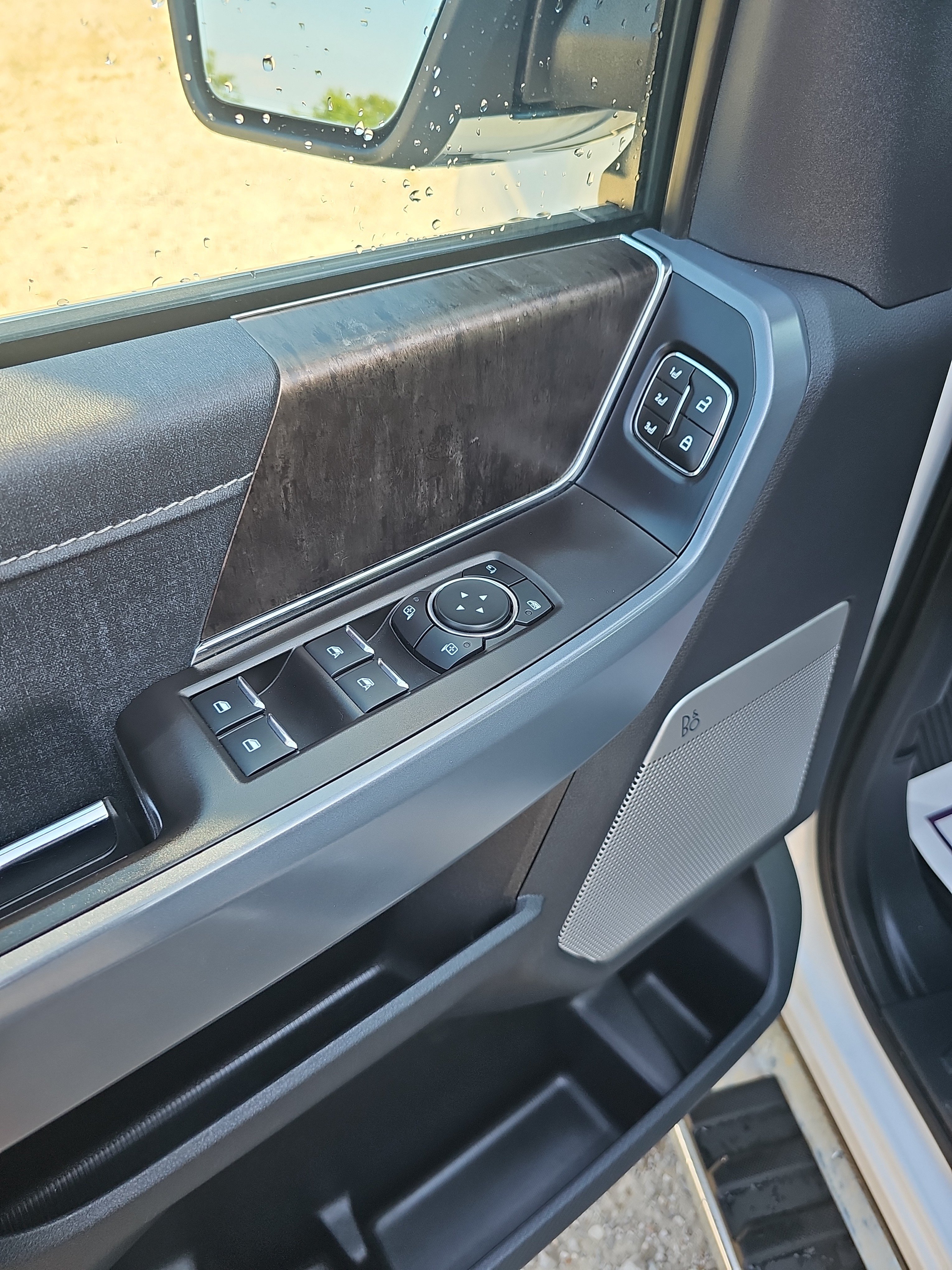 Used 2023 Ford F150 Lariat AWD/4WD image 20