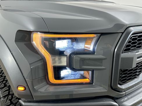 Used 2018 Ford F150 Raptor w/ Equipment Group 802A Luxury AWD/4WD image 10