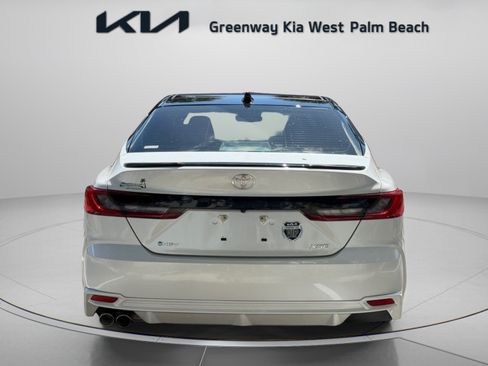 Used 2025 Toyota Camry XSE FWD image 6