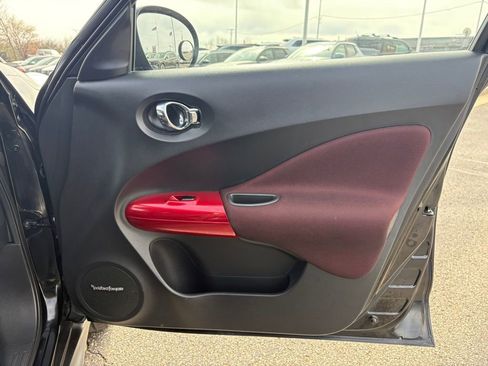 Used 2013 Nissan Juke SV image 25