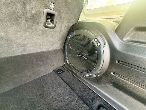 Used 2021 Jeep Wrangler Unlimited Rubicon 4xe w/ Cold Weather Group image 32