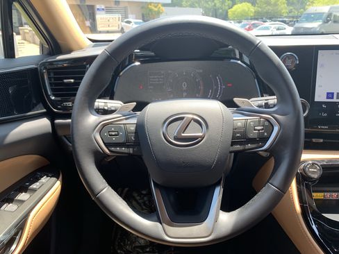 Used 2026 Lexus NX 350 AWD image 18