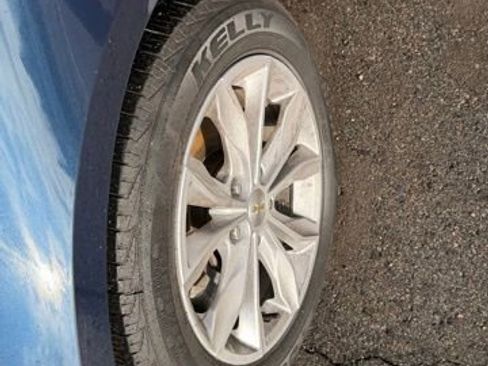 Used 2022 Chevrolet Malibu LT image 16