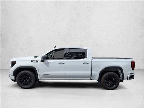 Used 2025 GMC Sierra 1500 Elevation AWD/4WD image 9