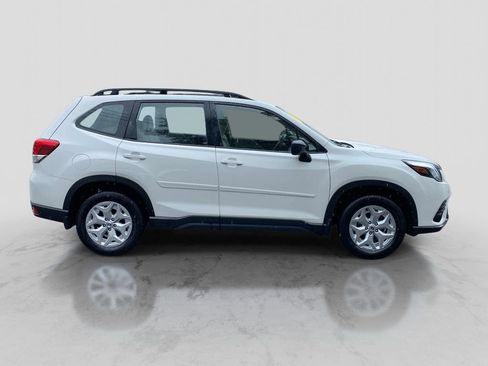 Used 2023 Subaru Forester AWD/4WD image 8