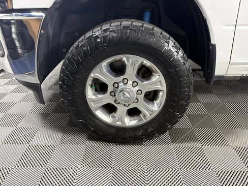 Used 2021 RAM 2500 Big Horn w/ Level 1 Equipment Group AWD/4WD image 10
