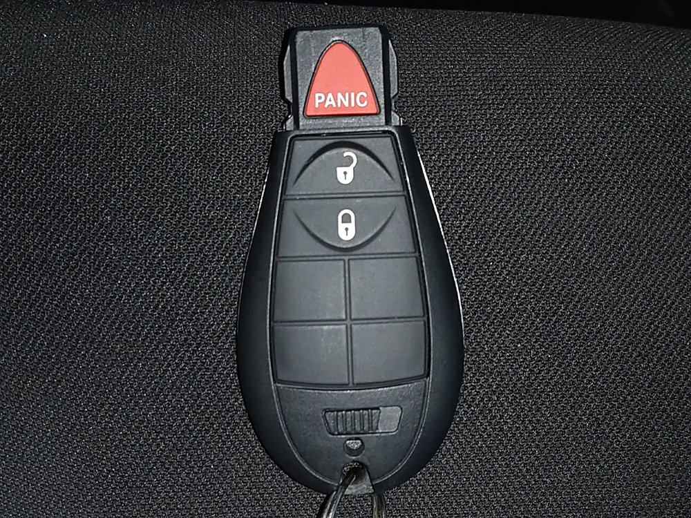 Used 2019 Jeep Cherokee Latitude w/ Popular Appearance Group FWD image 32