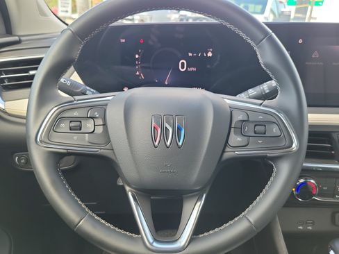 Used 2024 Buick Encore GX Preferred FWD image 17