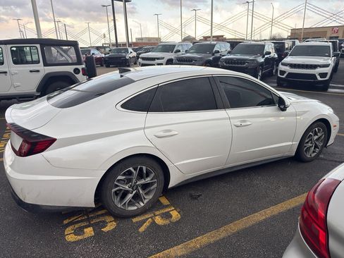 Used 2022 Hyundai Sonata SEL w/ Cargo Package image 5