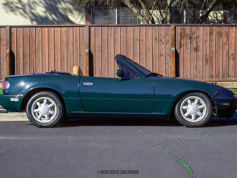 Used 1991 MAZDA MX-5 Miata Special Edition image 9
