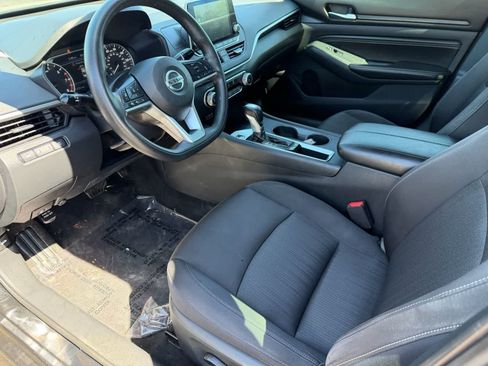Certified 2019 Nissan Altima 2.5 S FWD image 16