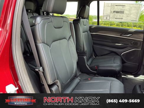 New 2026 Jeep Grand Cherokee L Limited AWD/4WD image 24
