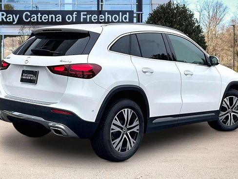 Used 2026 Mercedes-Benz GLA 250 4MATIC image 2