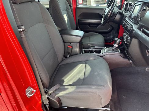 Used 2020 Jeep Gladiator Sport w/ Quick Order Package 24S image 14
