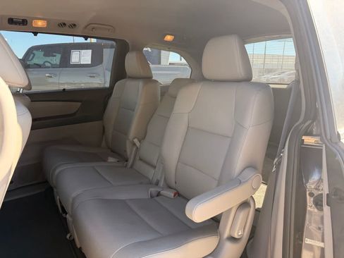 Used 2017 Honda Odyssey EX-L image 10