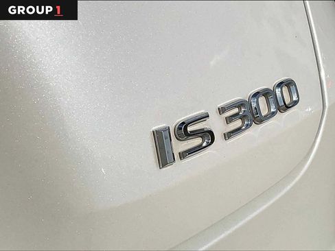 Certified 2024 Lexus IS 300 w/ Comfort Package image 27