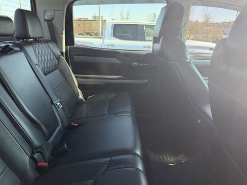 Used 2019 Toyota Tundra Platinum image 11