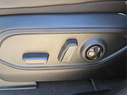 New 2026 Jeep Grand Cherokee L 4WD image 16