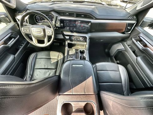 Certified 2024 GMC Sierra 2500 Denali w/ Denali Reserve Package image 20