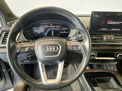 Used 2022 Audi Q5 2.0T Premium Plus w/ Premium Plus Package AWD/4WD image 11