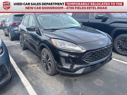 Used 2022 Ford Escape SE w/ SE Sport Appearance Package