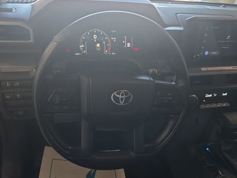 Used 2024 Toyota Tacoma SR5 image 8