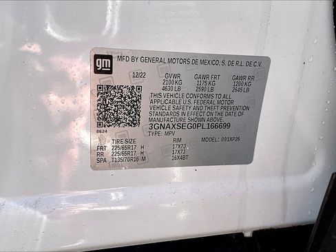 Used 2023 Chevrolet Equinox LS w/ LS Convenience Package image 11