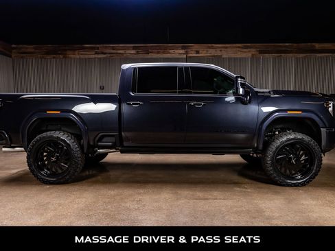 Used 2025 GMC Sierra 2500 Denali Ultimate image 11