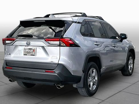 Used 2022 Toyota RAV4 XLE w/ Convenience Package AWD/4WD image 13