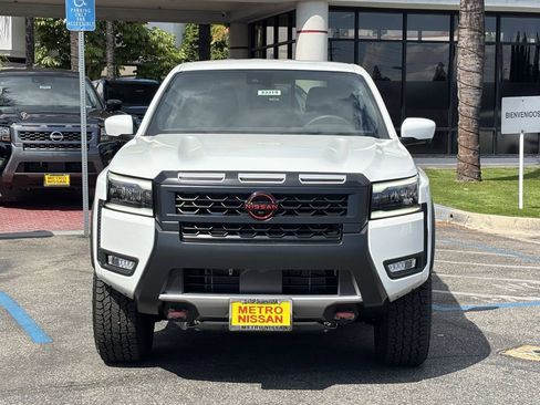 New 2026 Nissan Frontier PRO-4X w/ Pro-4x Convenience Package image 6