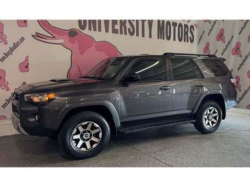 Used 2020 Toyota 4Runner TRD Off-Road AWD/4WD image 7