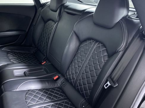 Used 2017 Audi S7 Premium Plus w/ S7 Sport Package image 15