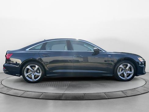 Used 2025 Audi A6 Premium Plus image 8