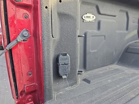 Used 2020 Chevrolet Silverado 3500 LT image 47