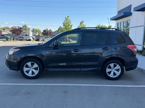 Used 2015 Subaru Forester 2.5i Premium AWD/4WD image 7