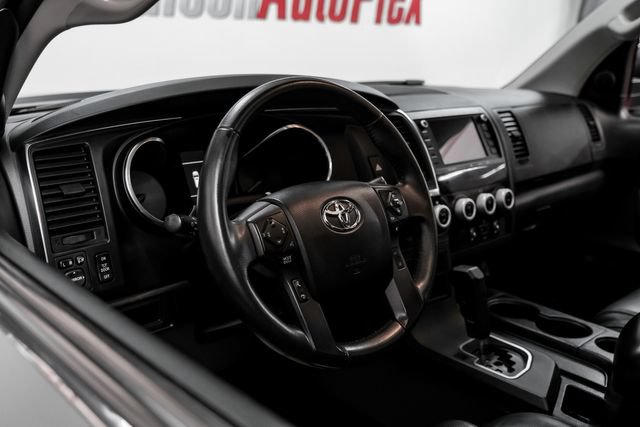 Used 2021 Toyota Sequoia TRD Pro AWD/4WD image 16