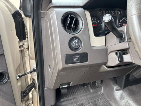 Used 2009 Ford F150 STX image 10