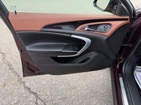 Used 2017 Buick Regal Sport Touring FWD image 10