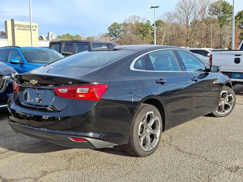 Used 2024 Chevrolet Malibu LT image 3