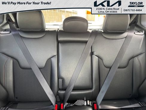Used 2025 Jeep Compass Trailhawk AWD/4WD image 13
