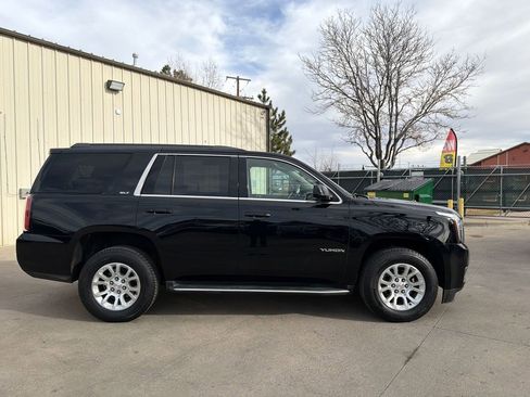 Used 2019 GMC Yukon SLT w/ HD Trailering Package image 4