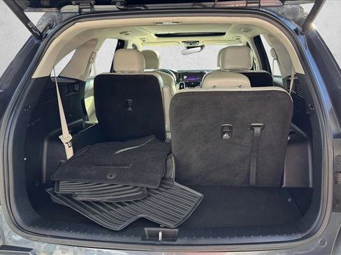 Used 2023 Kia Sorento SX image 8