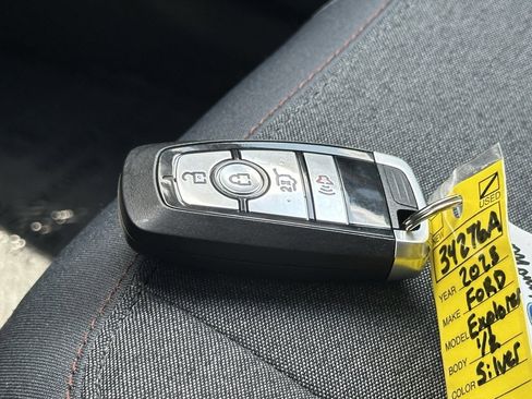 Used 2025 Ford Explorer Active image 33