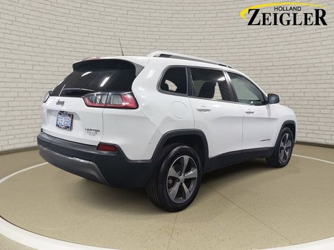 Used 2019 Jeep Cherokee Limited FWD image 5