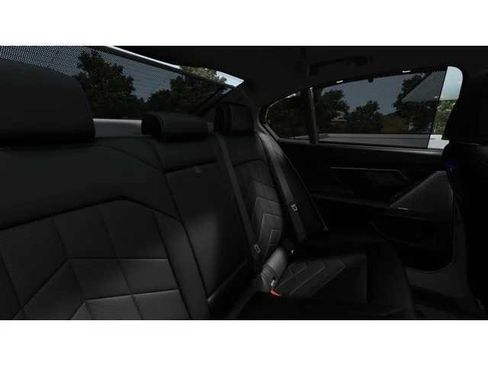New 2027 BMW i5 eDrive40 AWD/4WD image 12