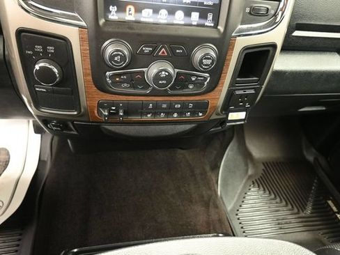 Used 2014 RAM 2500 Laramie w/ HD Snow Plow Prep Group AWD/4WD image 24