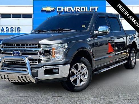 Used 2019 Ford F150 XLT w/ Equipment Group 302A Luxury RWD image 2