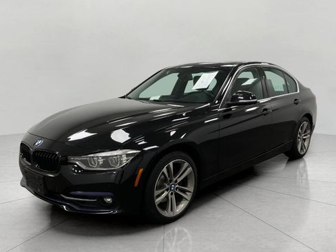 Used 2018 BMW 330i xDrive Sedan image 8